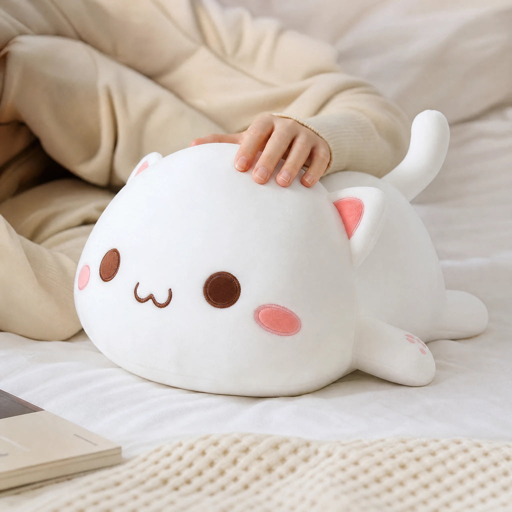 Kawaii Cat Plush White Lying Down with Adorable Face - Utilisation du produit