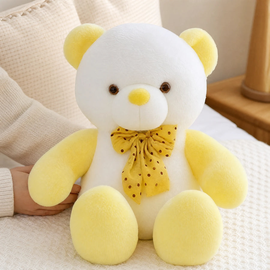 Kawaii Teddy Bear with Polka Dot Bow in Yellow - Utilisation du produit