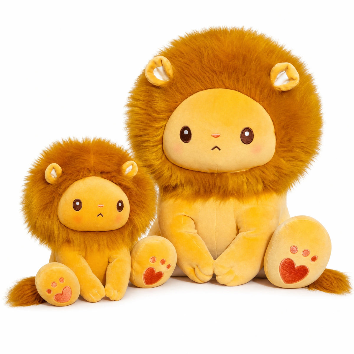 Lion Plush Toy with Fluffy Mane and Embroidered Paws - Fond blanc