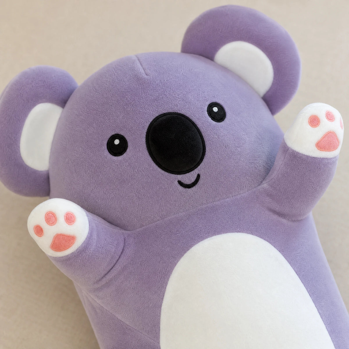 Long Body Pillow Plush - Animal Characters with Huggable Design - Détail matière