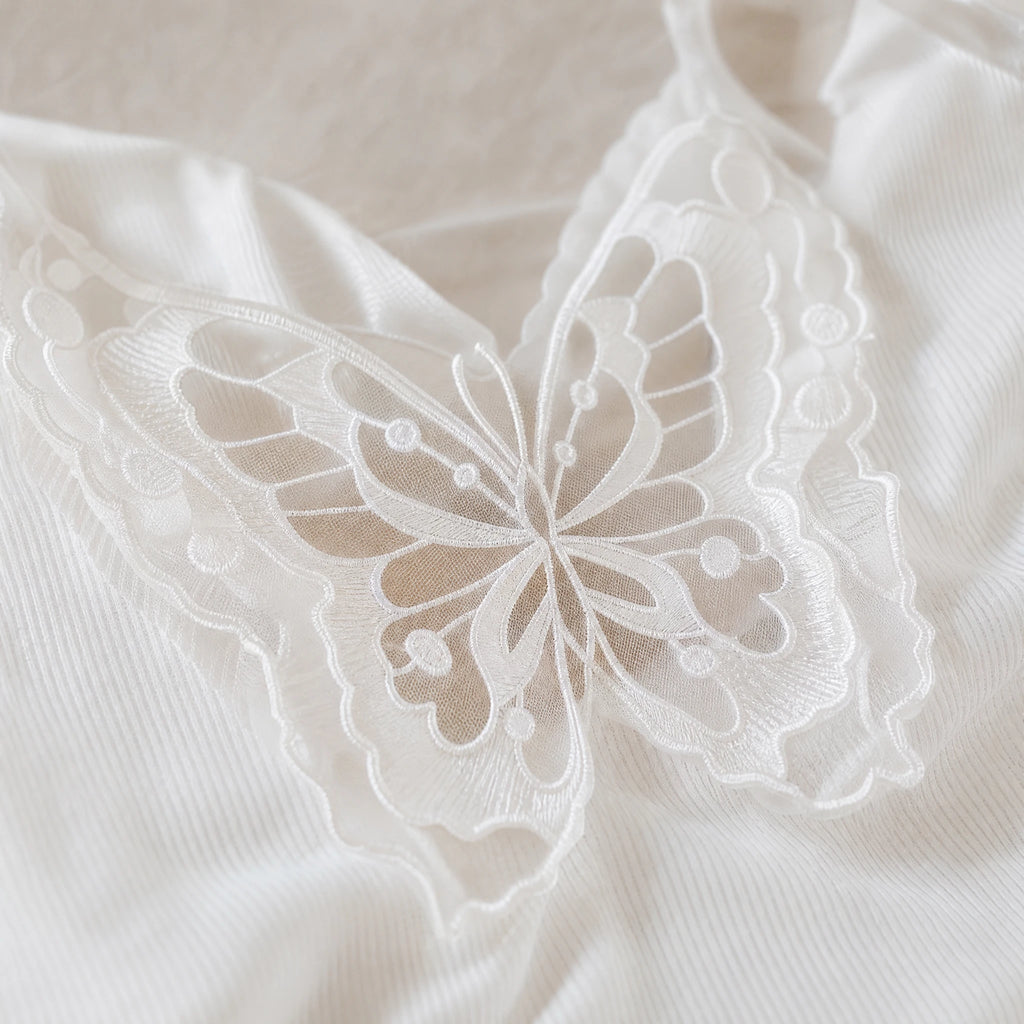 Off Shoulder Butterfly Top with Mesh Long Sleeves - Détail matière