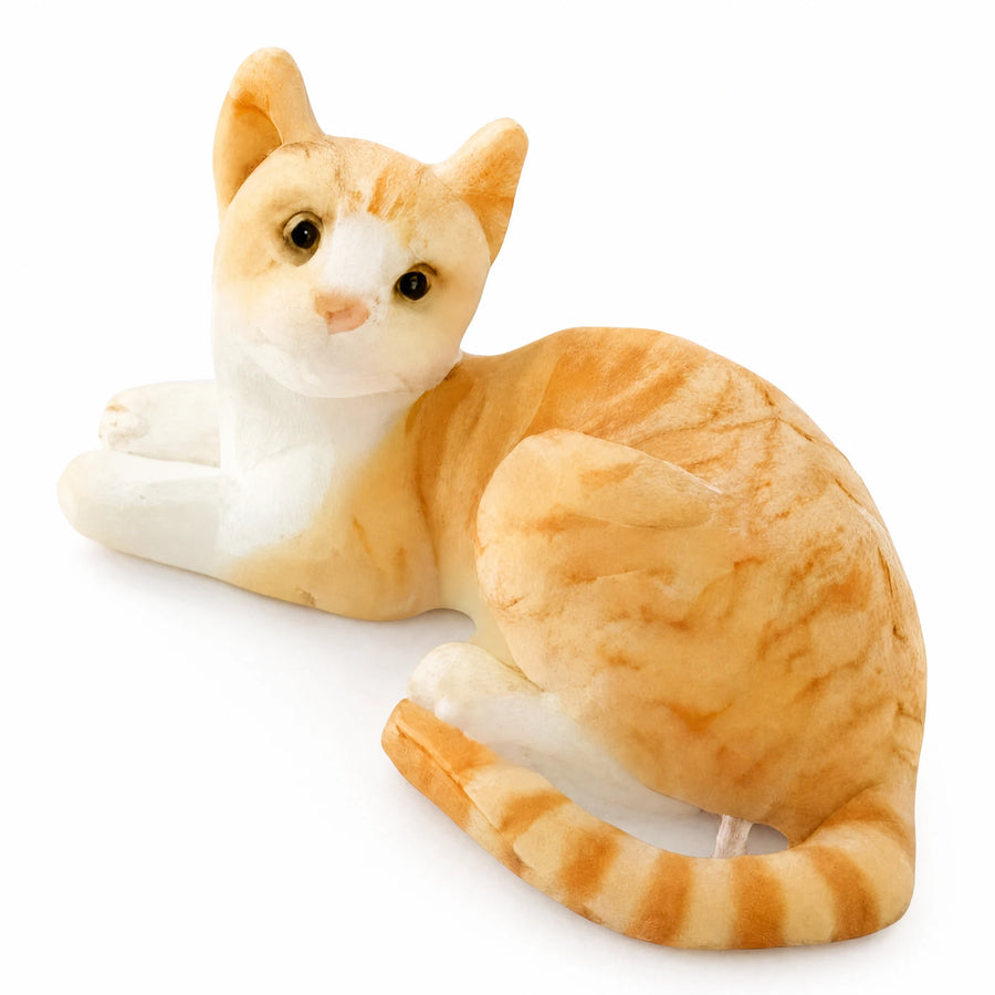 Orange Tabby Cat Plush in Lying Down Position - Fond blanc, autre angle