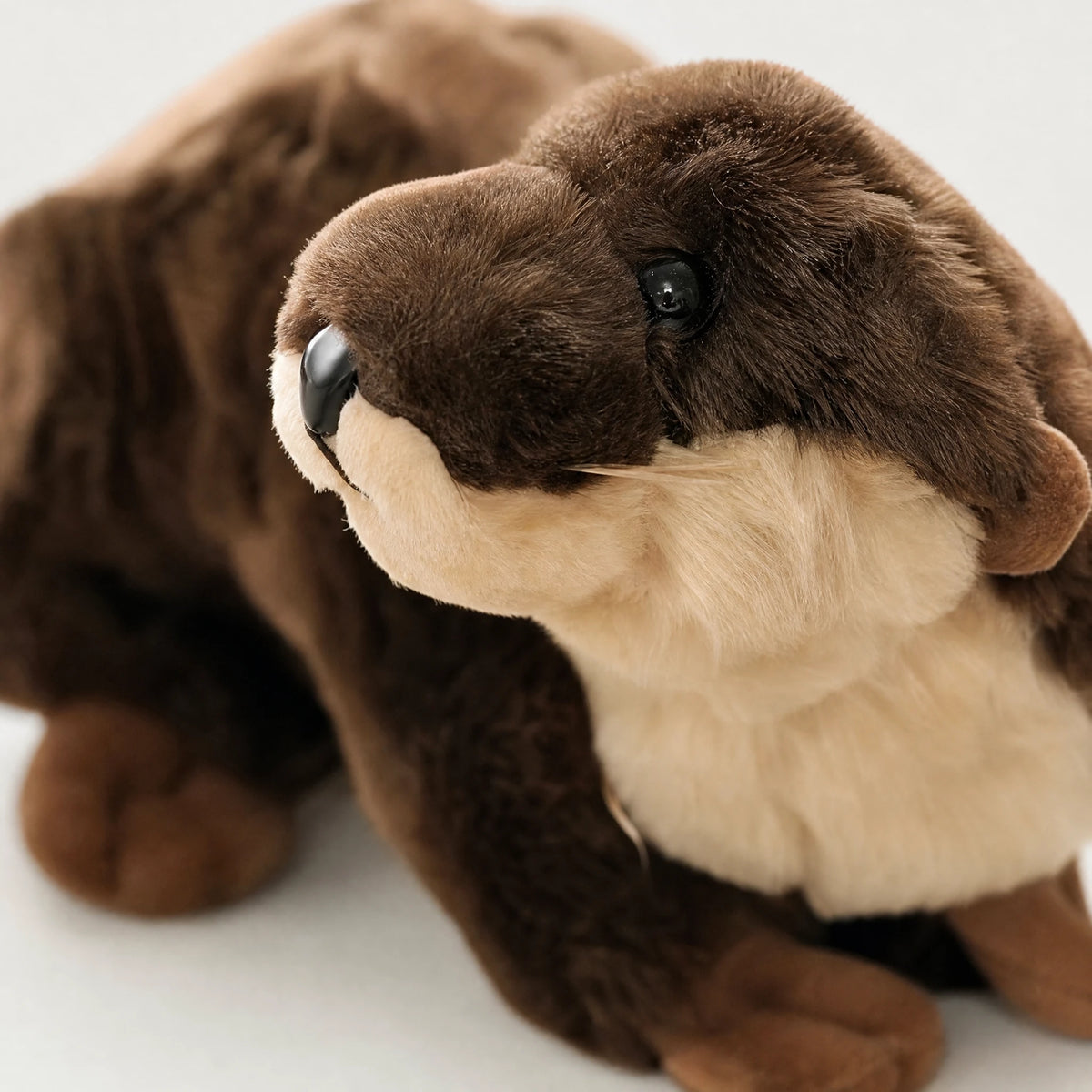 Otter Plush with Realistic Brown Coat - Détail matière
