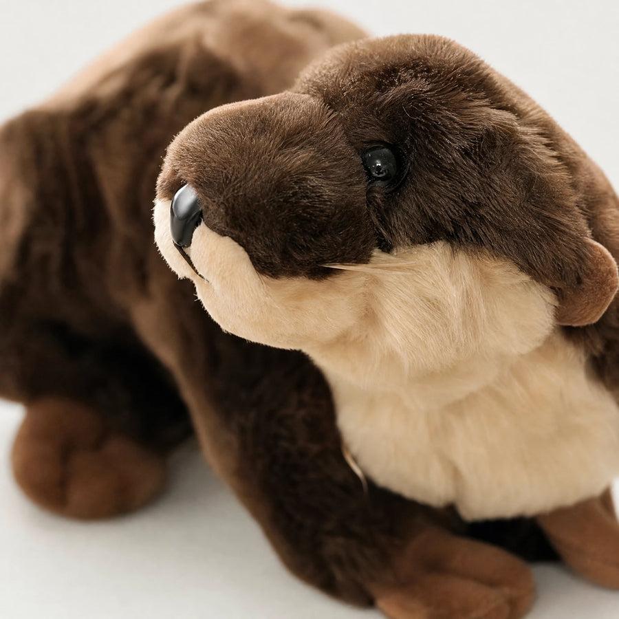 Otter Plush with Realistic Brown Coat - Détail matière