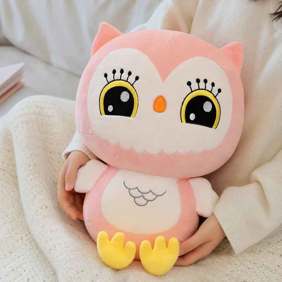 Owl Plush with Kawaii Design in Soft Pink - Utilisation du produit