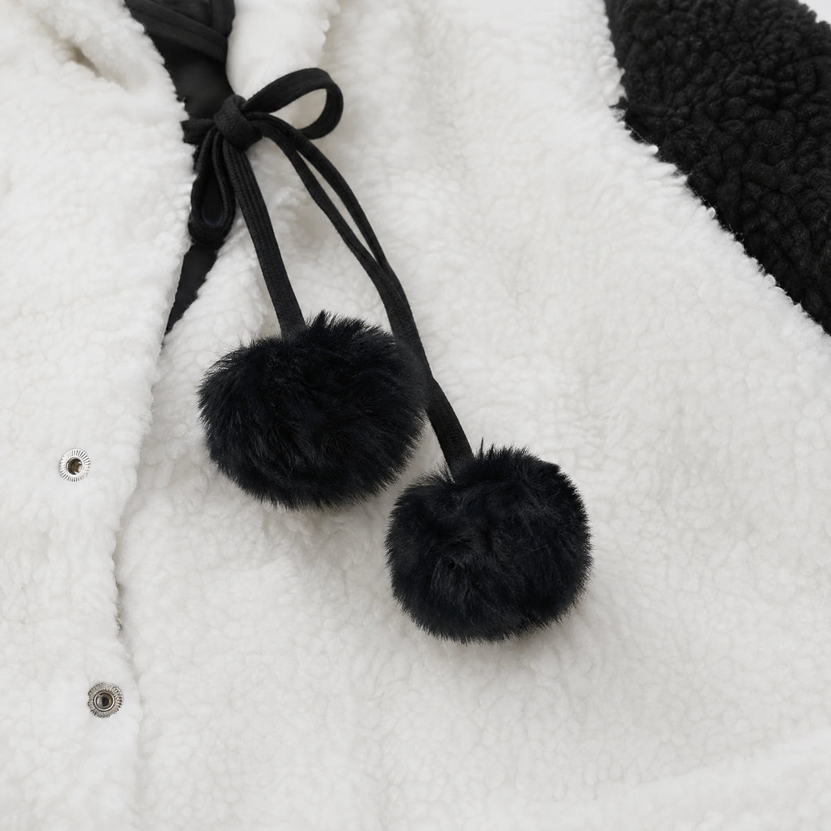 Panda Hoodie Jacket with Fluffy Ears and Color Block - Détail matière