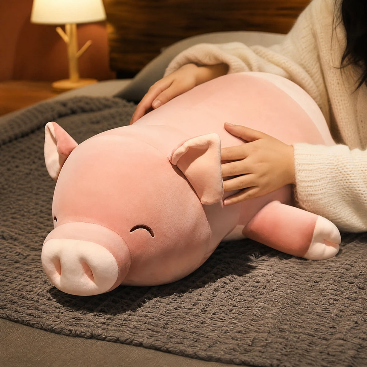 Pig Plush Jumbo in Soft Pink with Smile - Utilisation du produit
