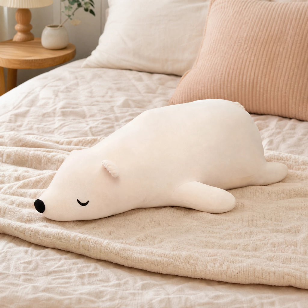 Polar Bear Plush in Sleeping Pose with Soft Cotton Fill - Utilisation du produit