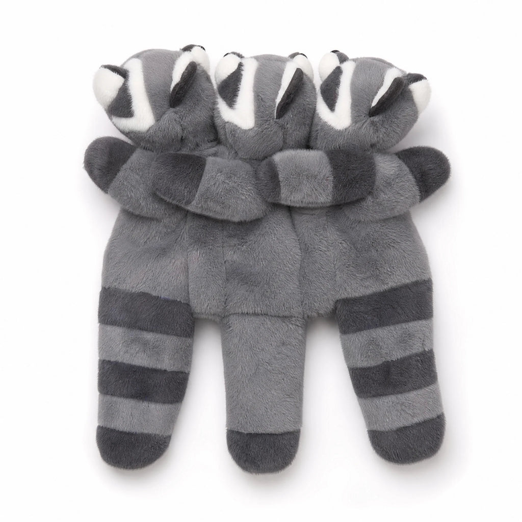 Raccoon Plush Toy with Long Striped Tail and Cuddly Design - Fond blanc