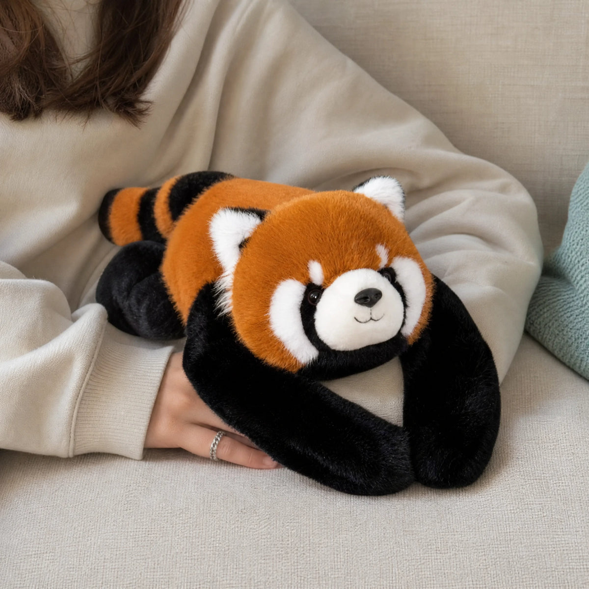 Red Panda Plush, Weighted Stuffed Animal in Lying Pose - Utilisation du produit