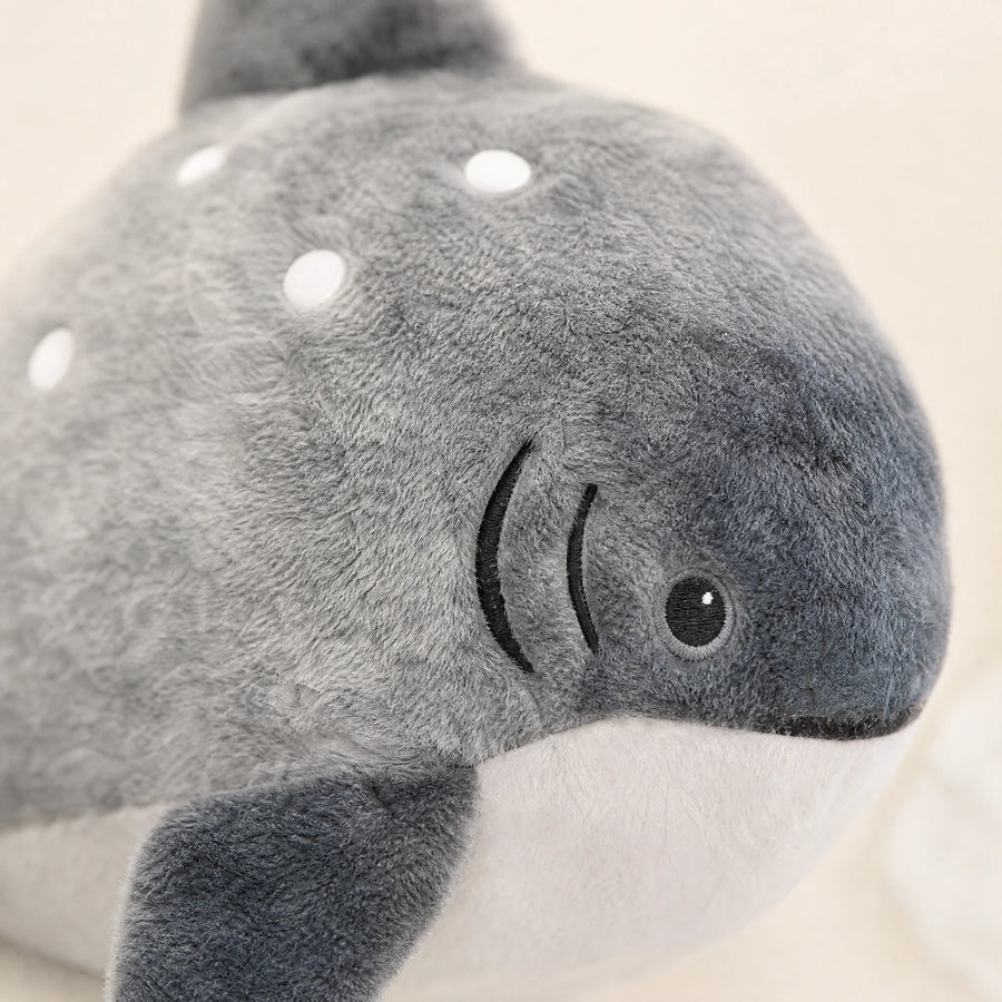 Shark Plush in Chubby Gray Spotted Design - Détail matière