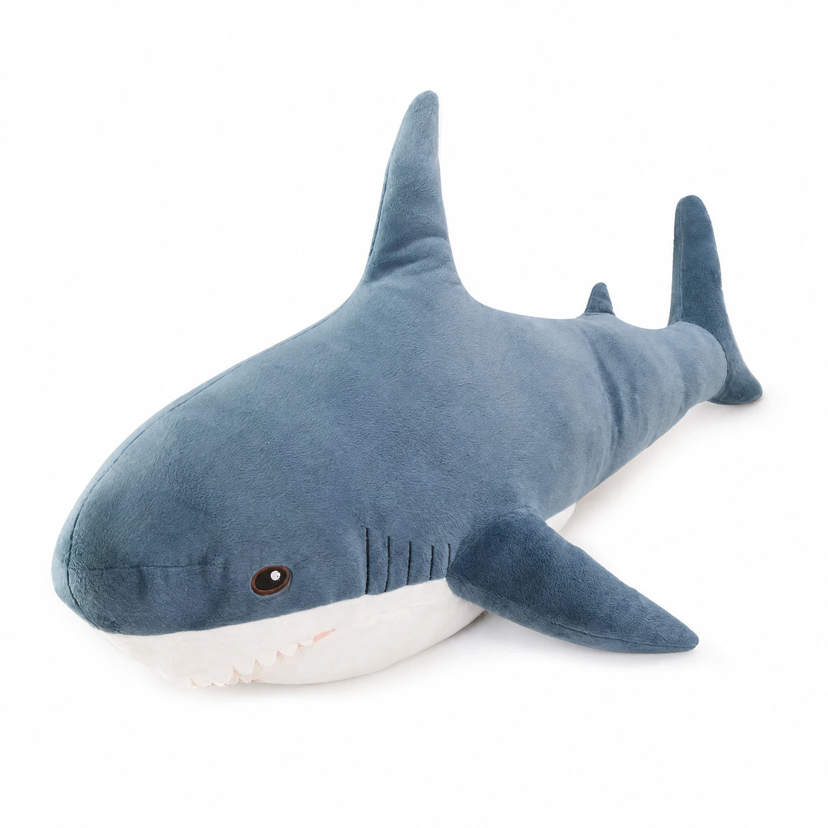 Shark Plush with Blue and White Realistic Design - Fond blanc
