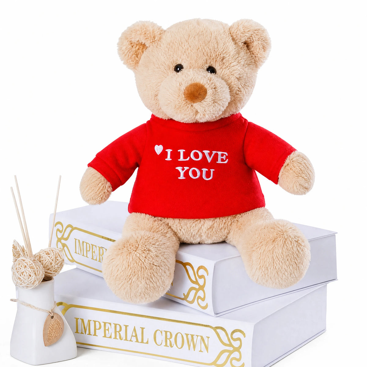 Teddy Bear Plush with I Love You Red Shirt - Fond blanc