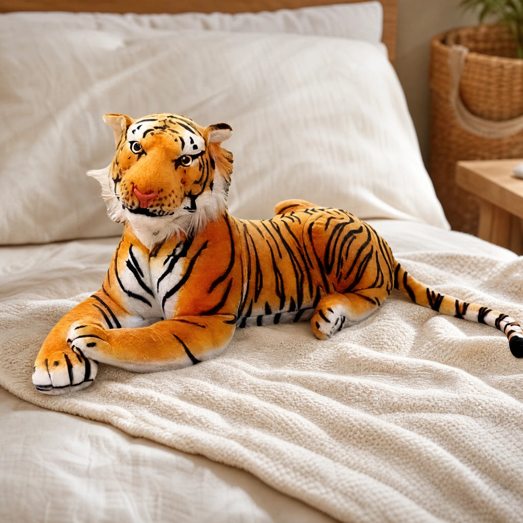 Tiger Plush Pillow in Reclining Pose with Orange Stripes - Utilisation du produit