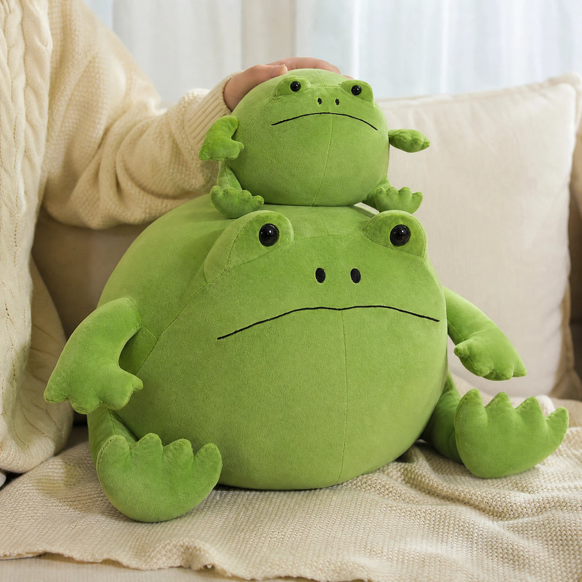 Toad Plush - Round Bean-Shaped Huggable Stuffed Animal - Utilisation du produit