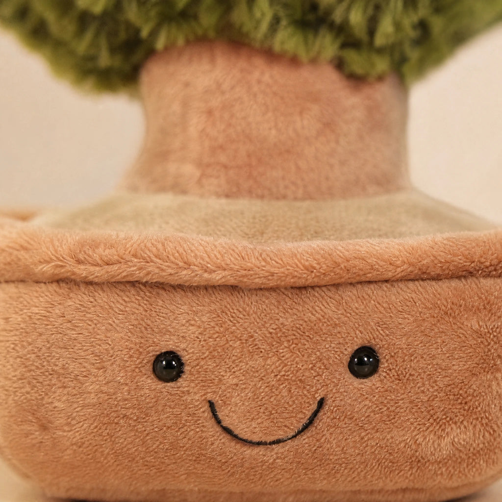 Tree Plush Toy with Smiling Face and Fluffy Crown - Détail matière