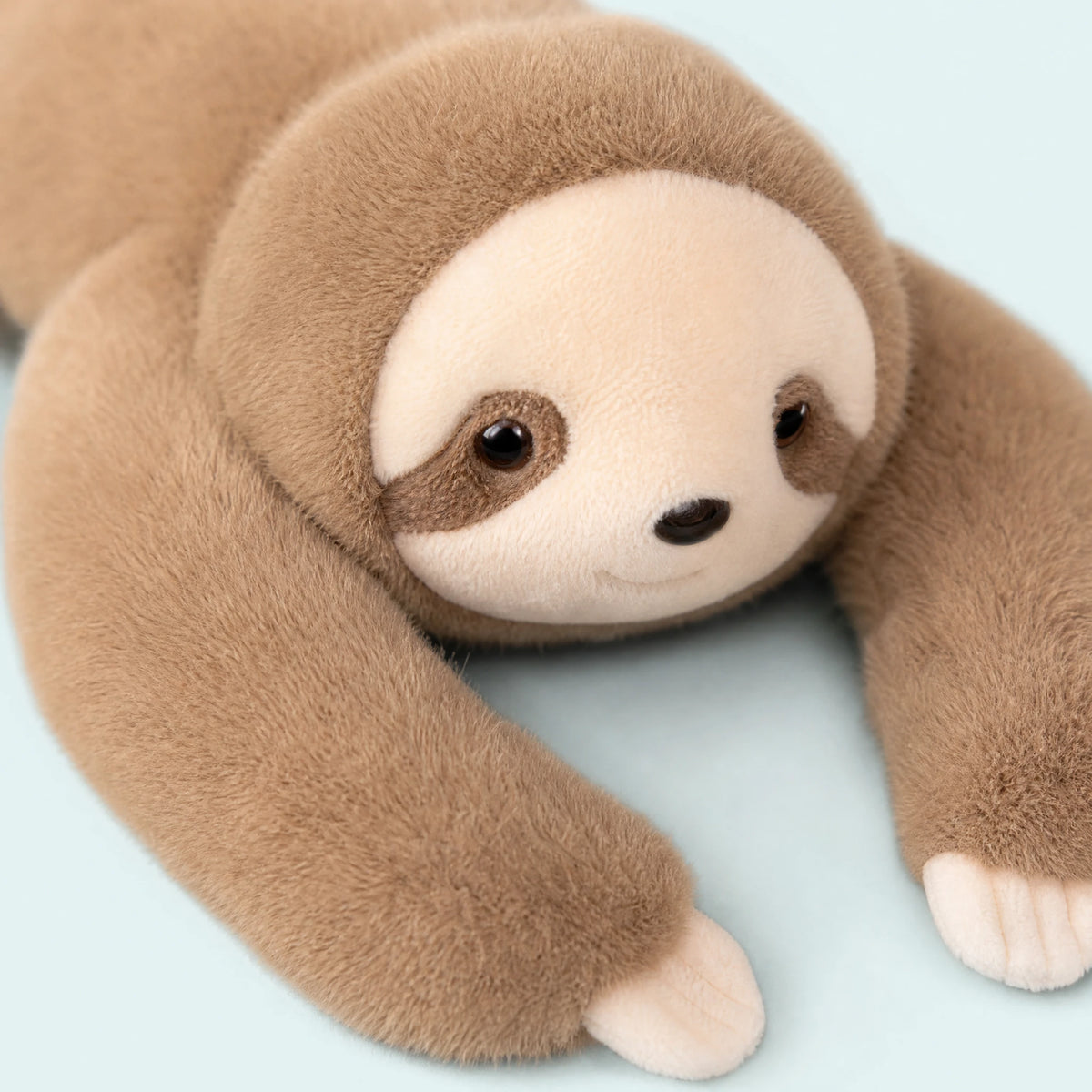 Weighted Sloth Plush Toy with Soft Huggable Arms - Détail matière