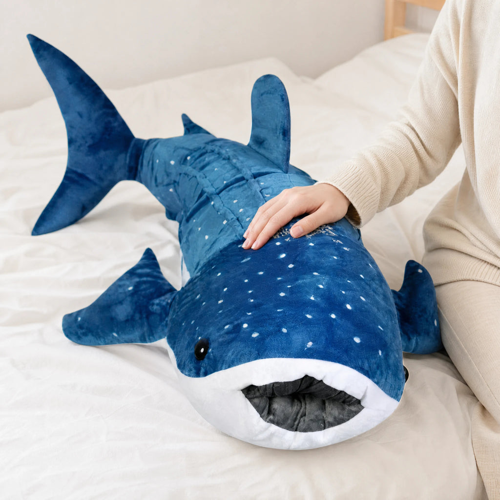Whale Shark Plush with Realistic Blue Spotted Design - Utilisation du produit