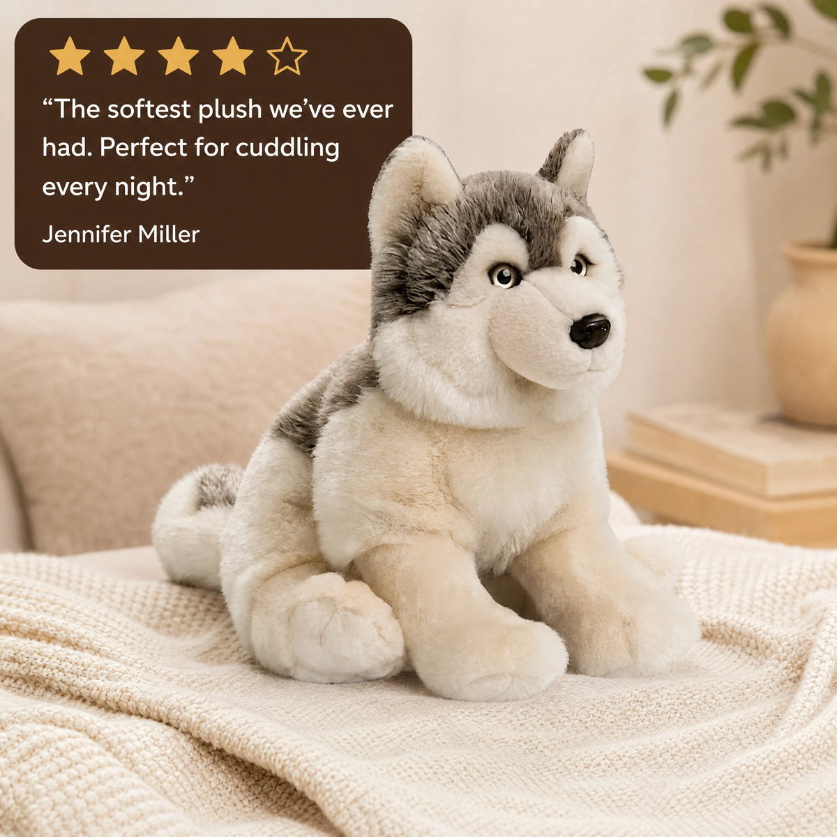 Wolf Plush with Realistic Gray Fur and Soft Texture - Image témoignage